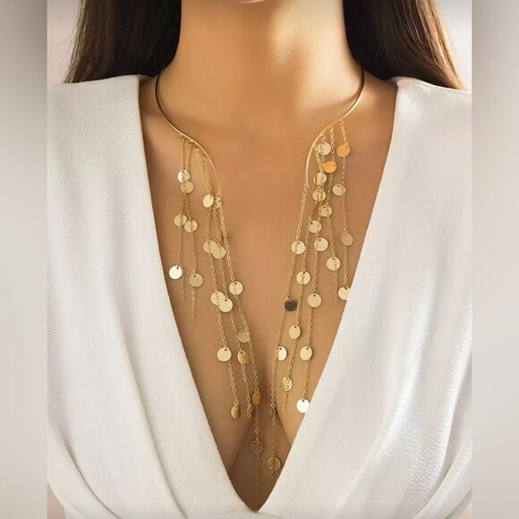 Anthropologie Jewelry - Elegant Gold Disc Necklace S1271